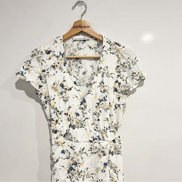 Abercrombie & Fitch Floral Wrap Mini Dress - Picture 3 of 6
